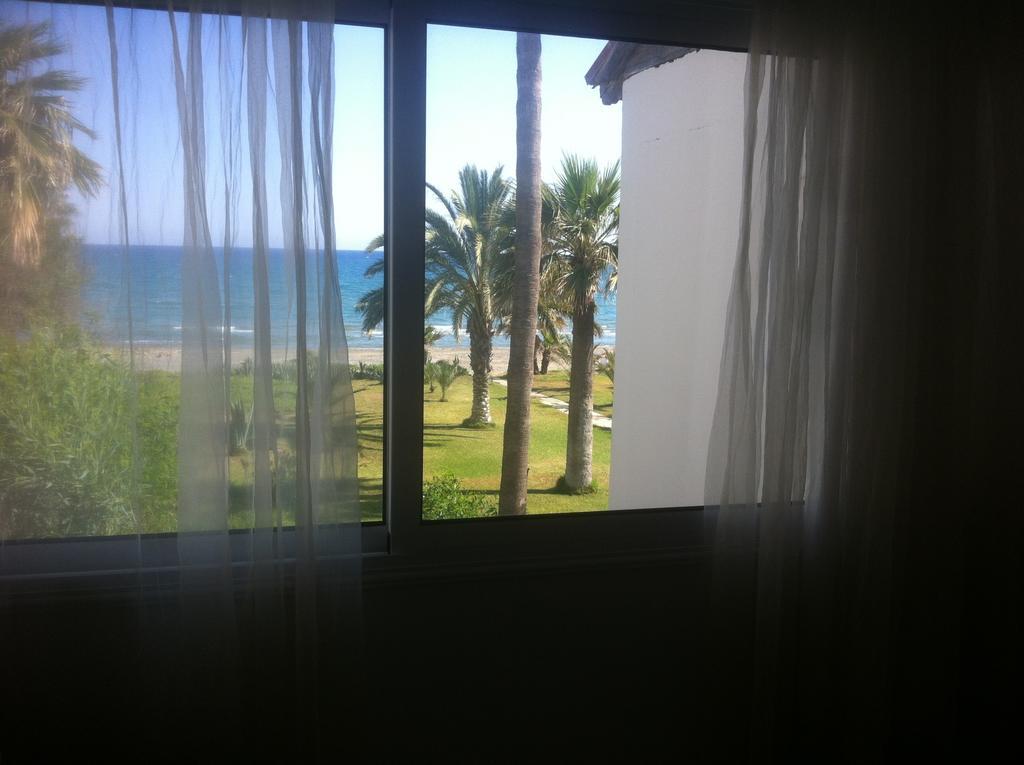 Sandy Beach Apartment 13 Voroklini Camera foto
